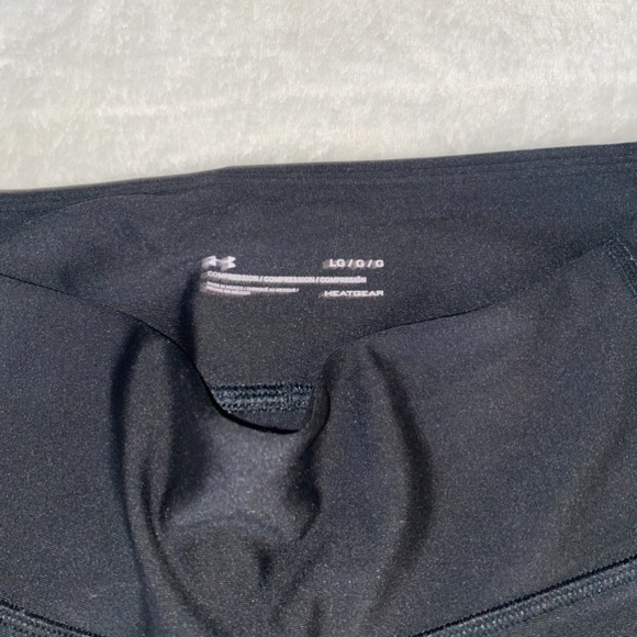 Under Armor Leggings - Picture 5 of 5